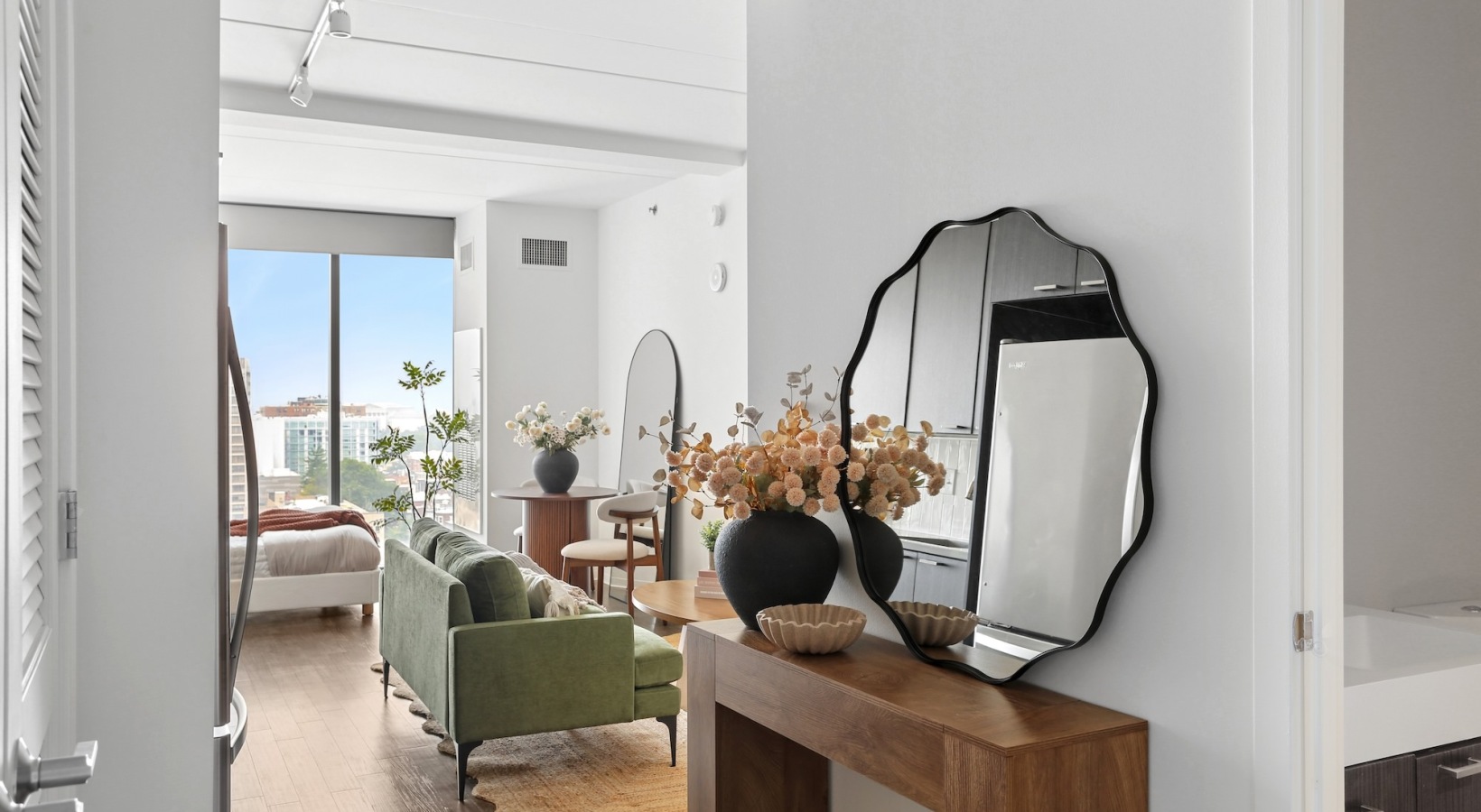 mirror on desk 